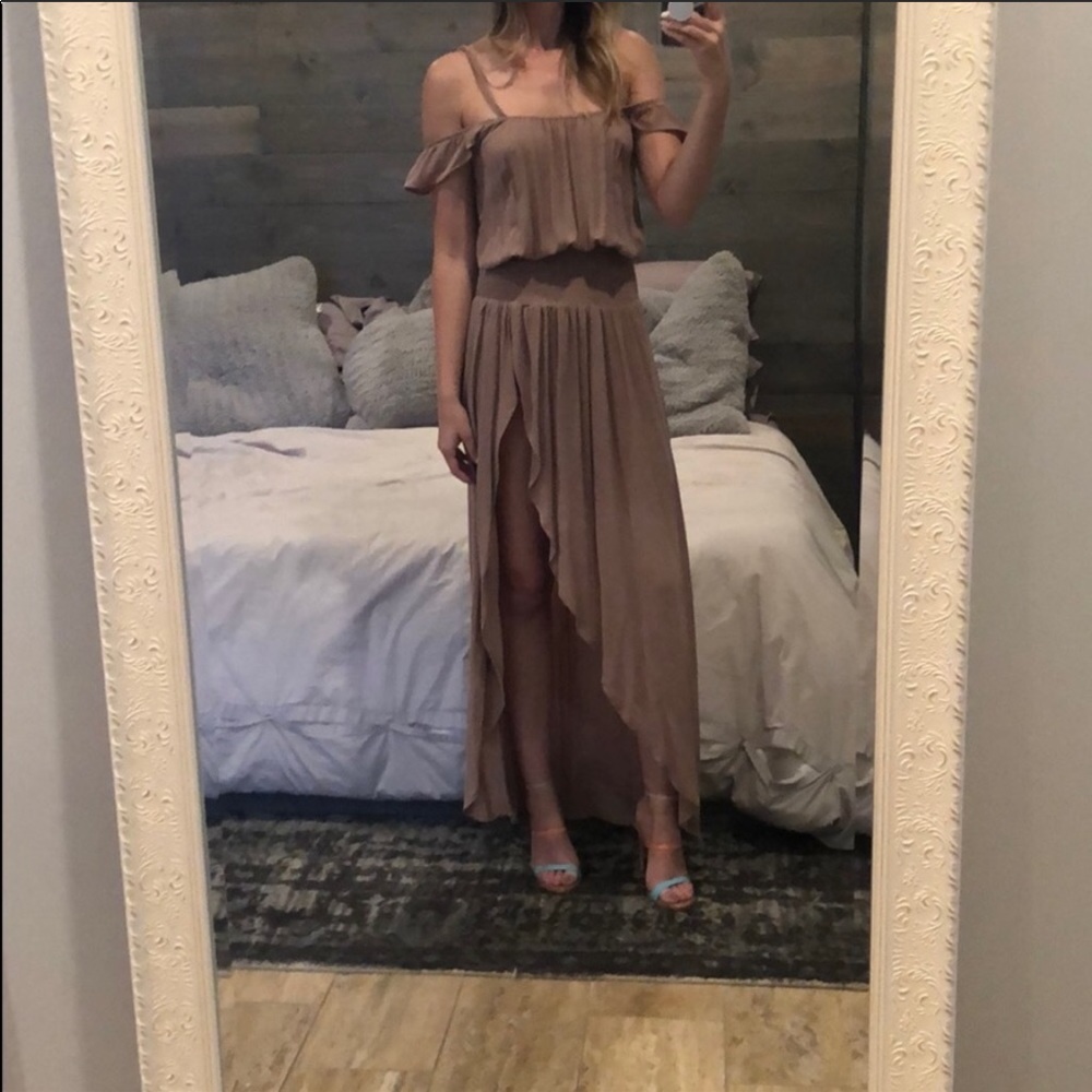 Stillwater dress 👗